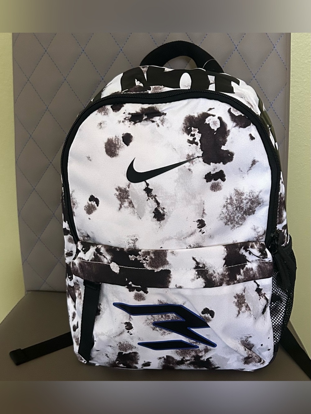 Nike Russell Wilson Boys White/Black Tie-Dye Backpack Zip Pockets S WHY NOT YOU
